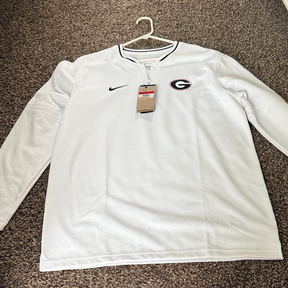 Nike White Long Sleeve Shirt with Emblem